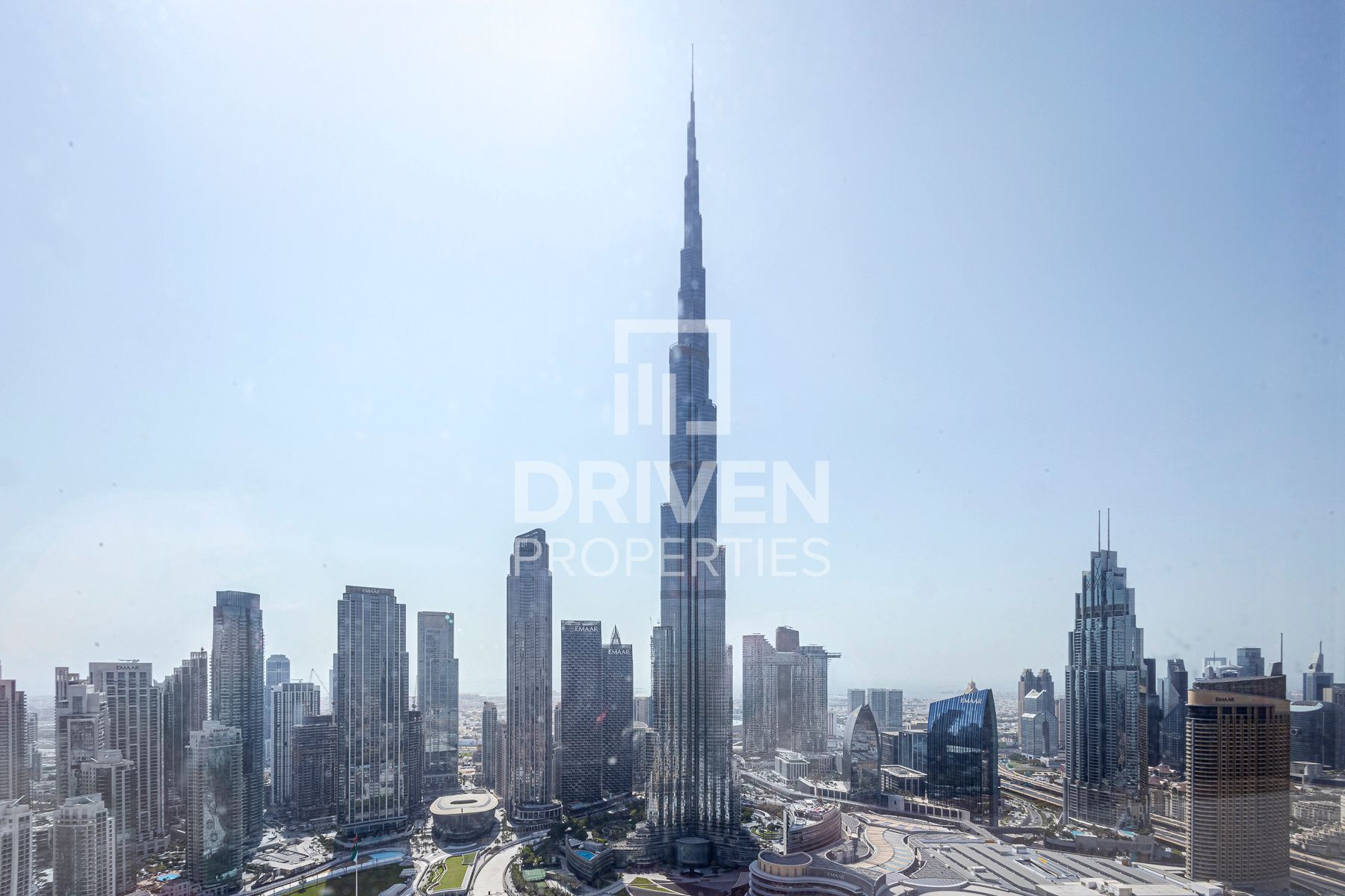 Exclusive with Burj Khalifa Fountain and Sea Views