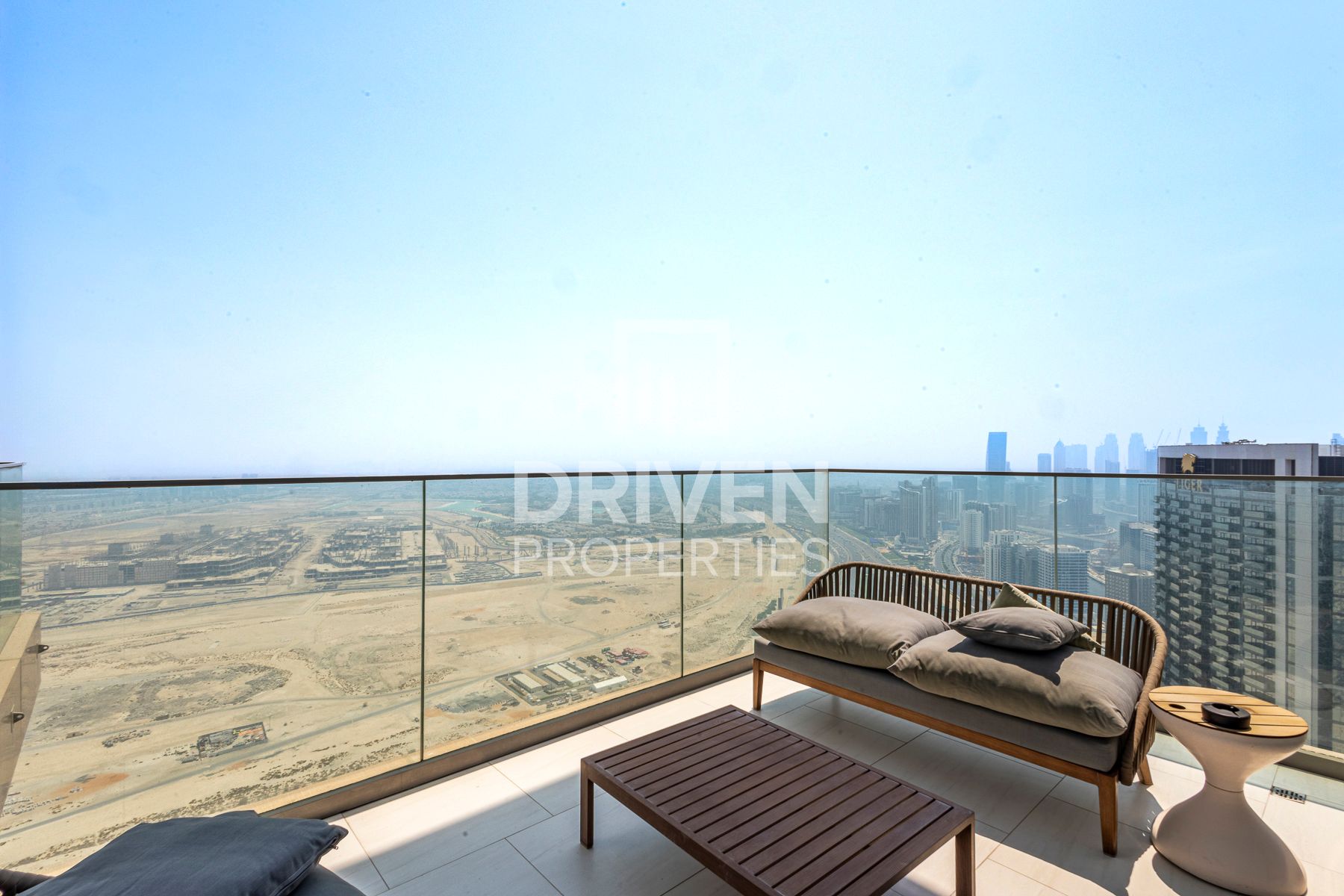 Burj Khalifa View | Bills Included | Furnished