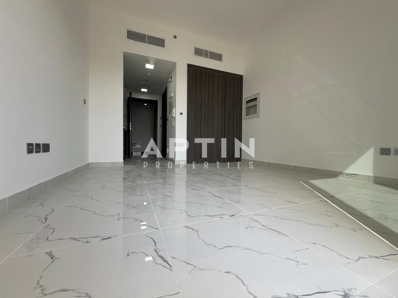 STYLISH & SPACIOUS STUDIO Apartment in DUBAILAND