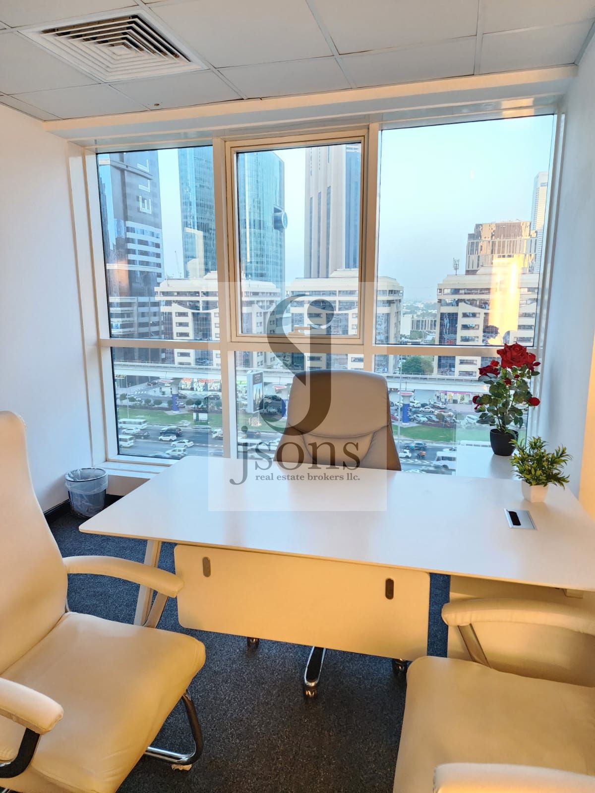 Furnished Office near to Financial Metro Station