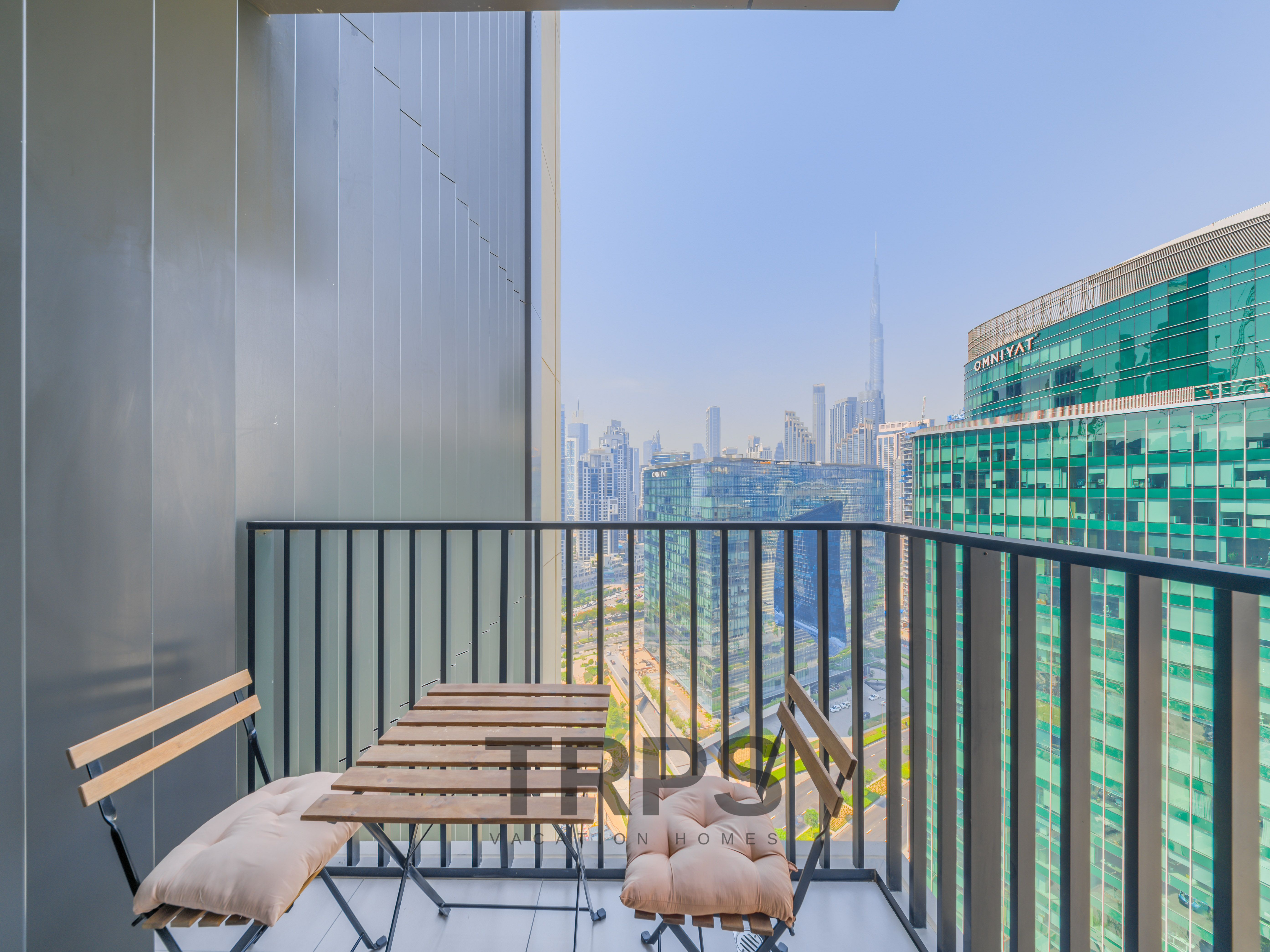 Burj Khalifa View | Modern Interiors | High Floor!
