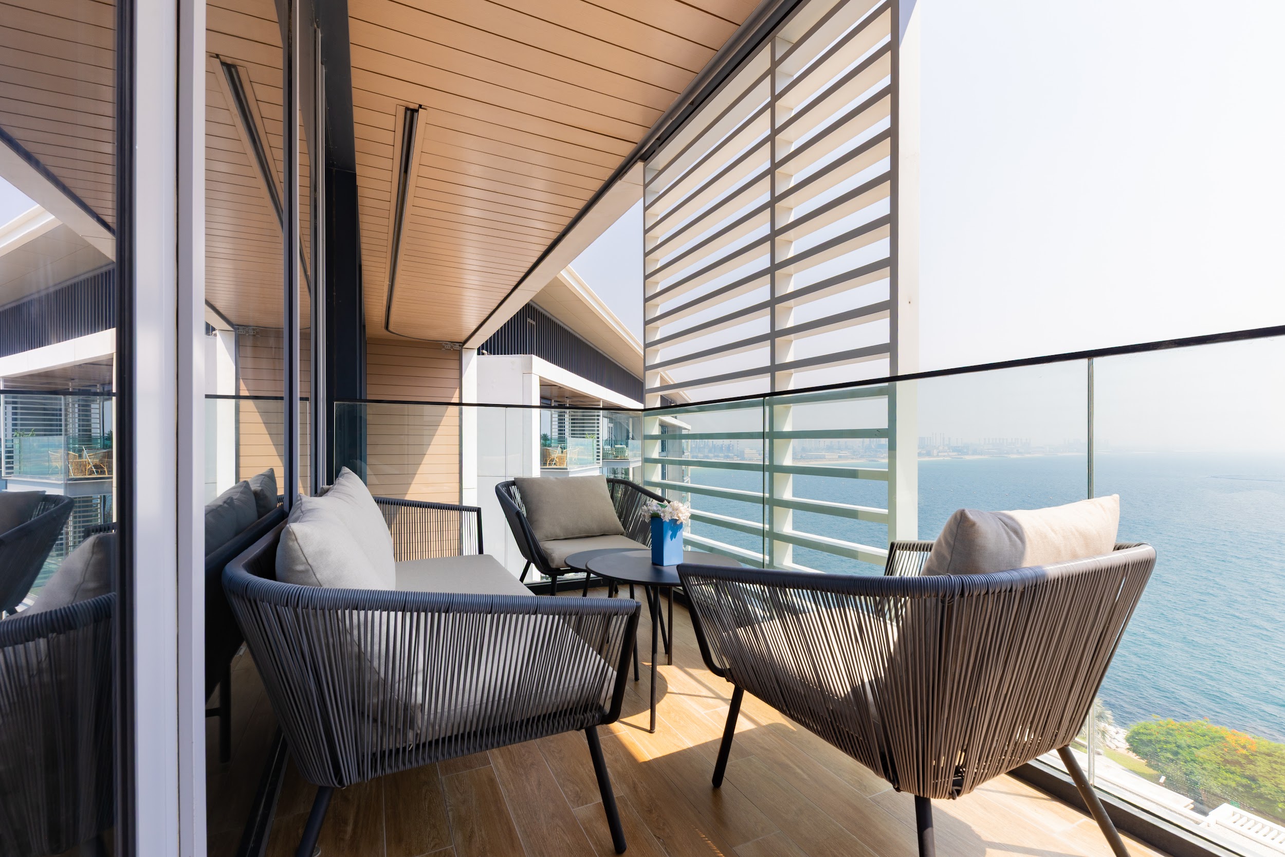 Hot Offer Luxurious living | Sea view | Bills included | Bluewaters | All Bills Included.