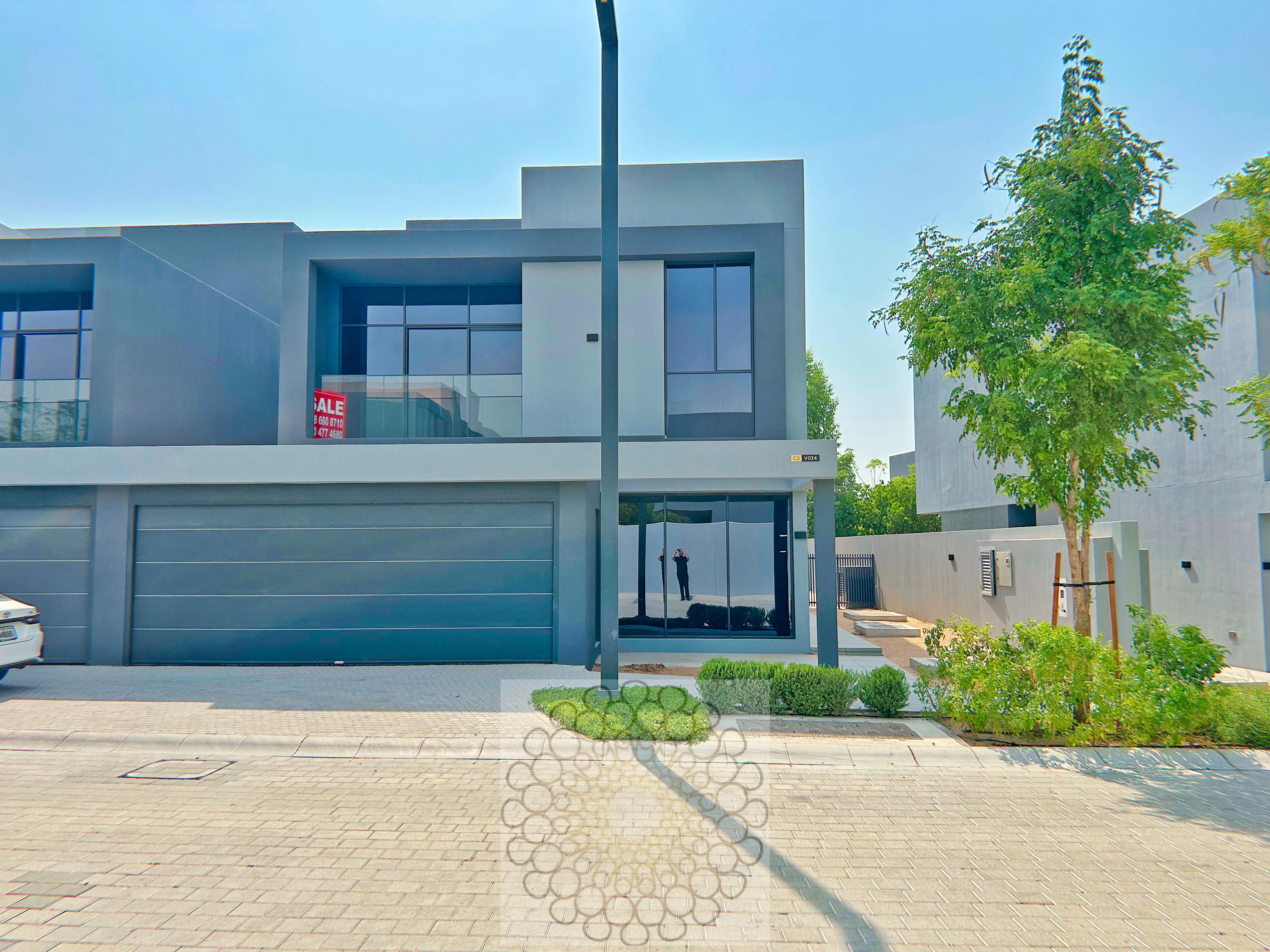Luxury 4 Bedroom Villa -Brand New - Free Hold - Cash or mortgage - 20%Down Payment