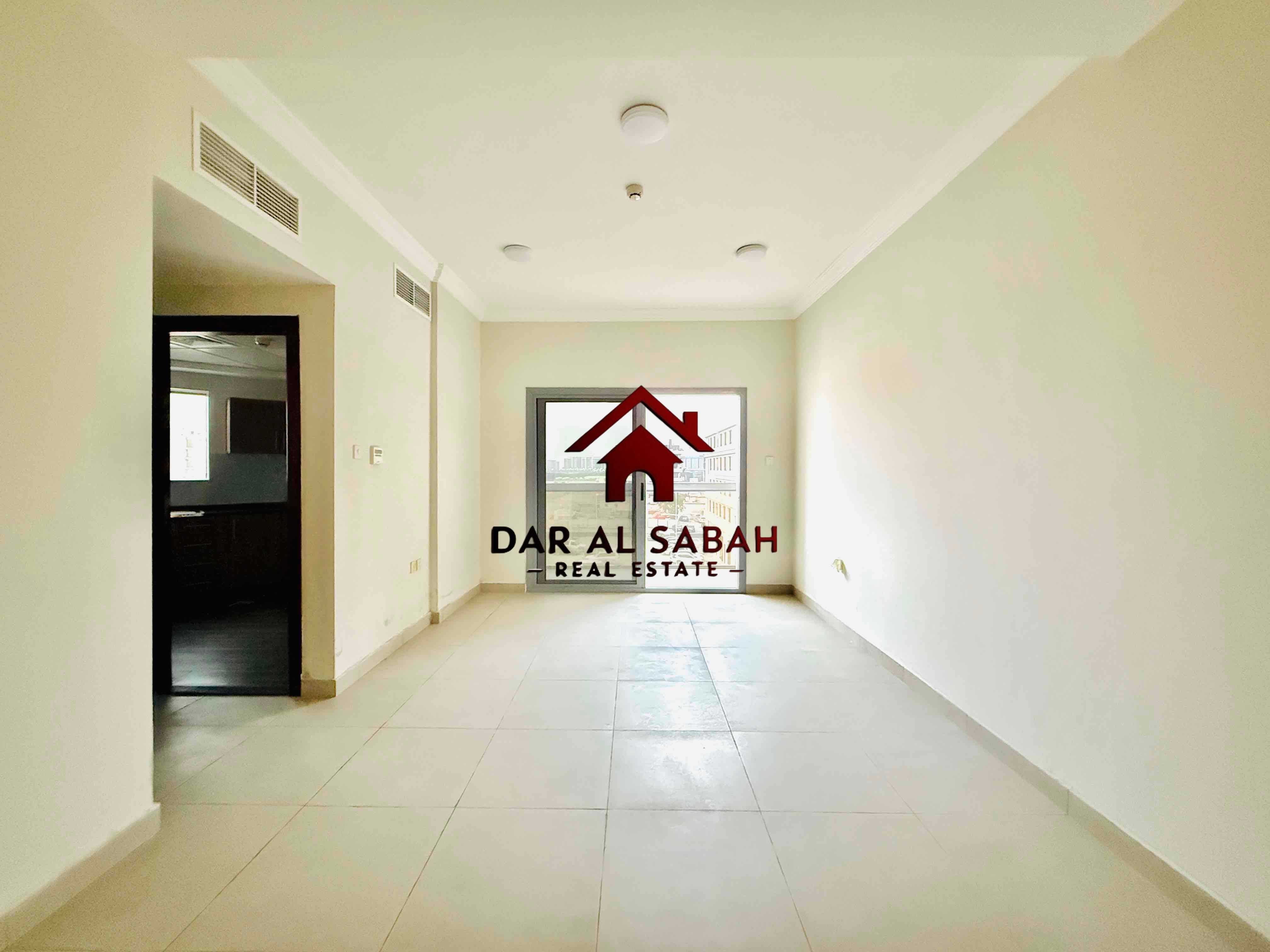 Huge layout/with Huge balcony/Ready to move unit/Frint view