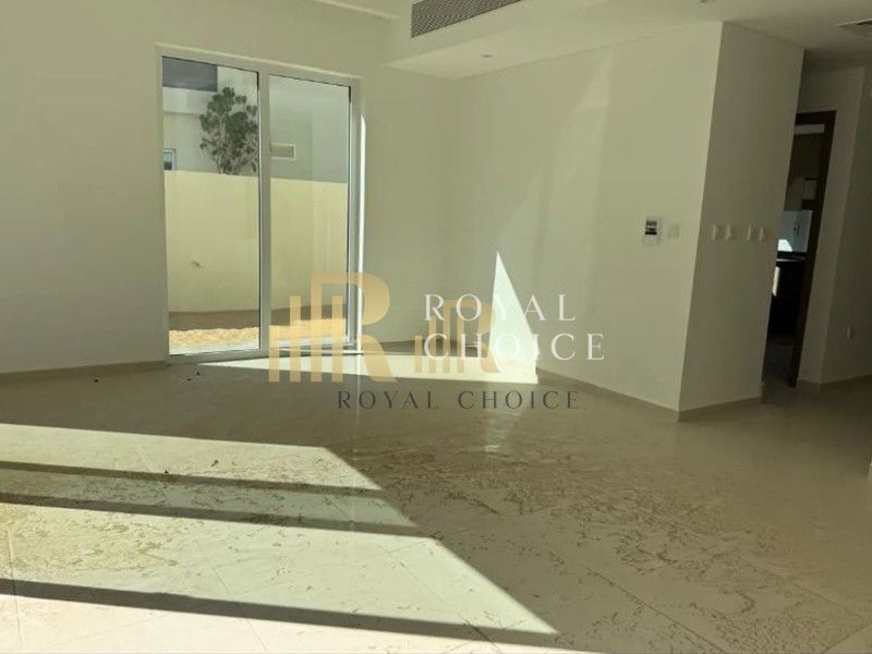 Ready to move | Multiple options | Roof Access