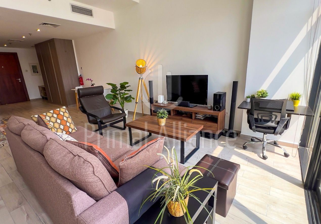 apartment card