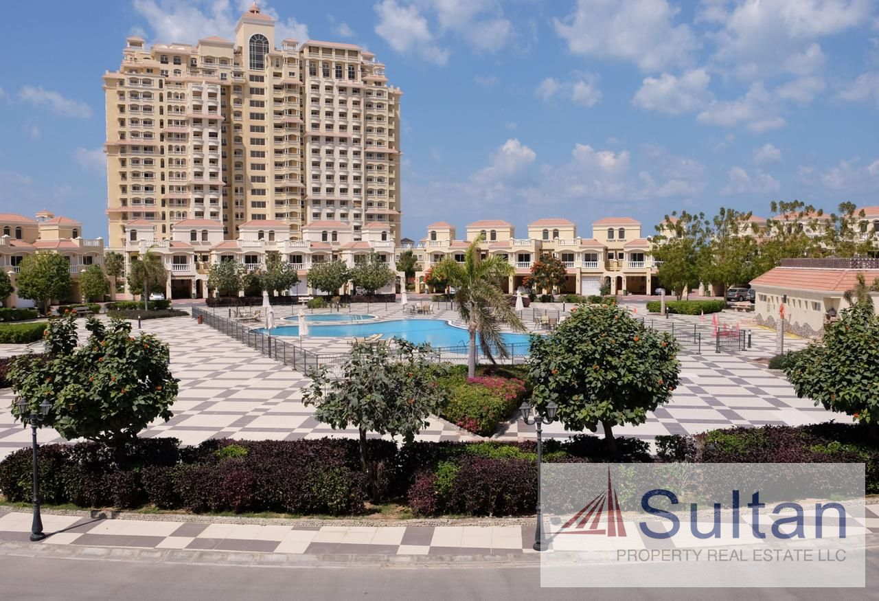 Stunning Upgraded 2BR Near Pool/Beach/Mall Access