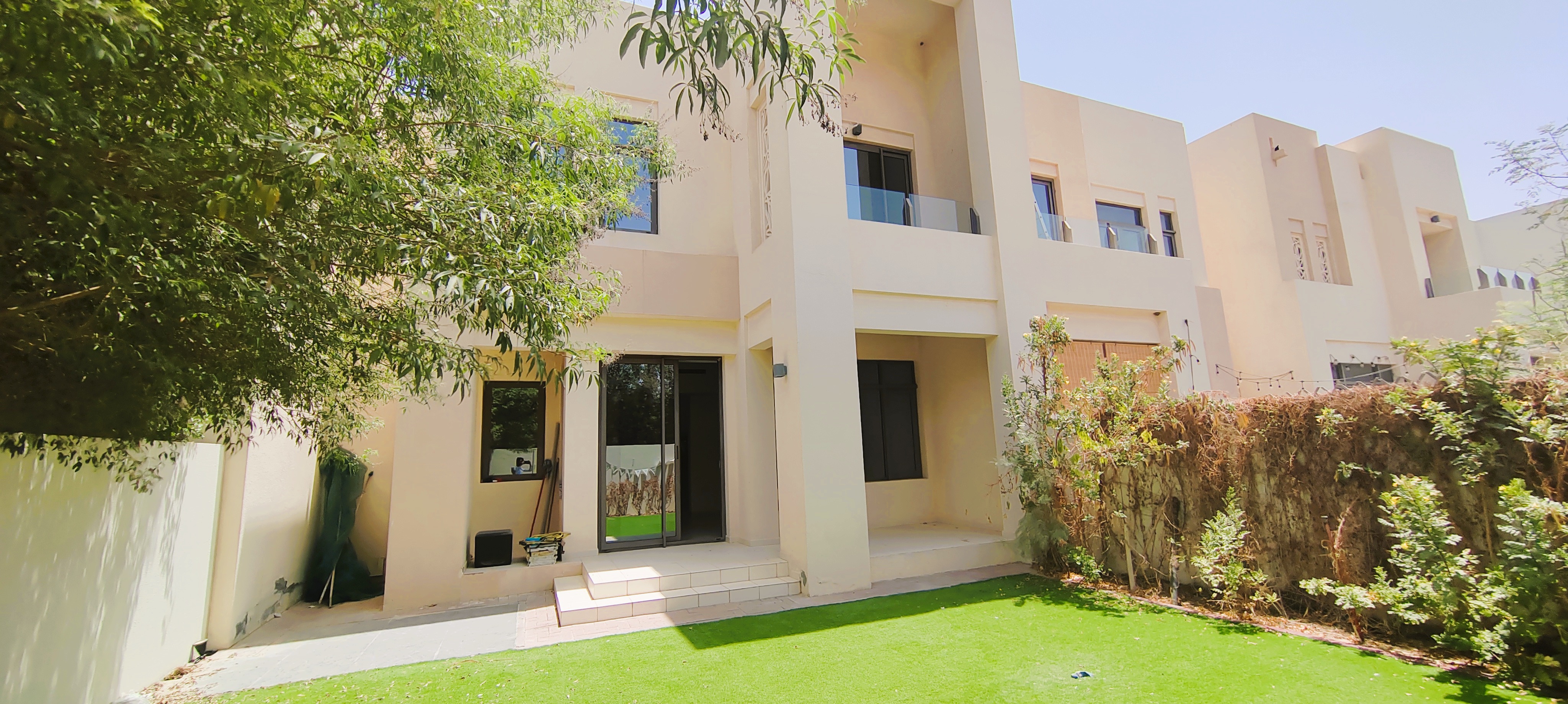 3BR + Maid Villa in Mira Oasis 2