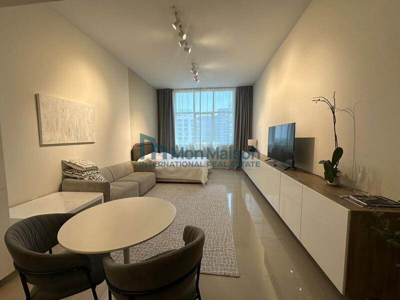apartment card