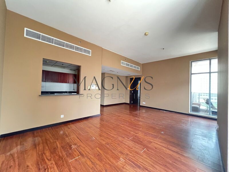apartment card