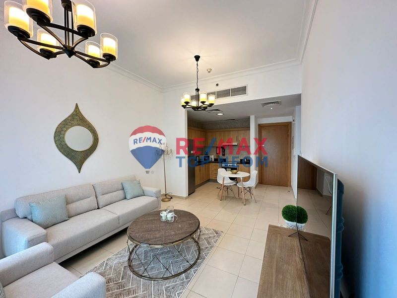apartment card
