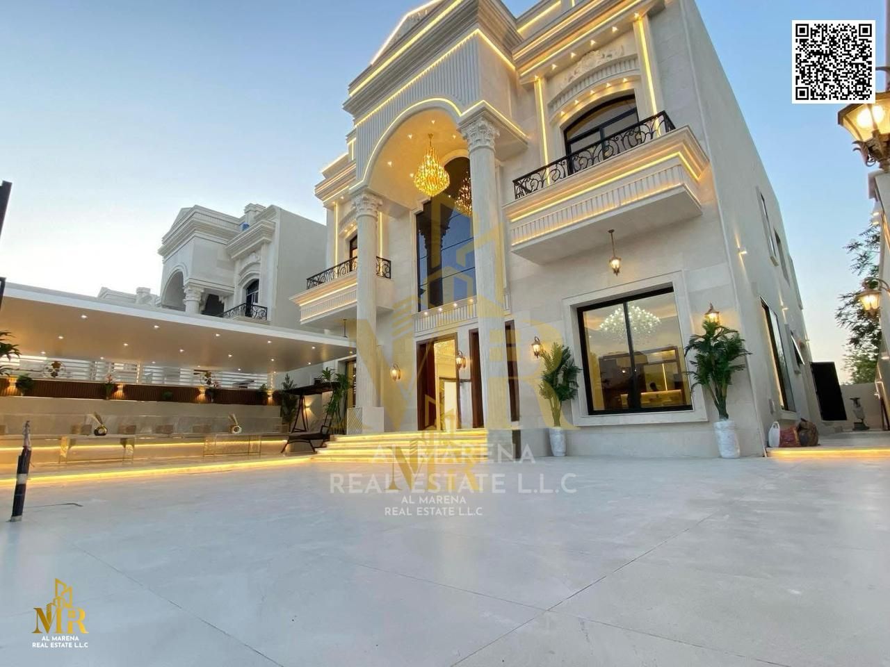 Corner villa, price inclusive of registration and ownership fees, on the main street, ready for occupancy in the most upscale areas of Ajman, freehold