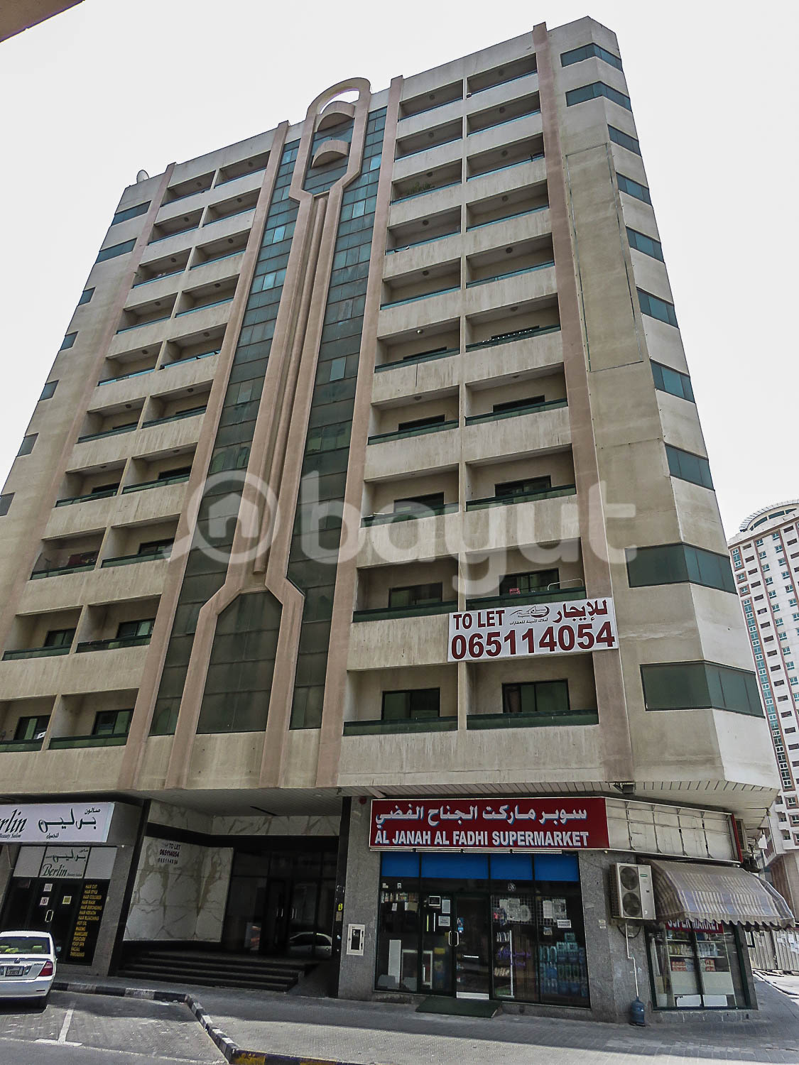 One Bedroom for rent - in Al Majaz 2 - Jamal Abdul Nasser Street - Sharjah