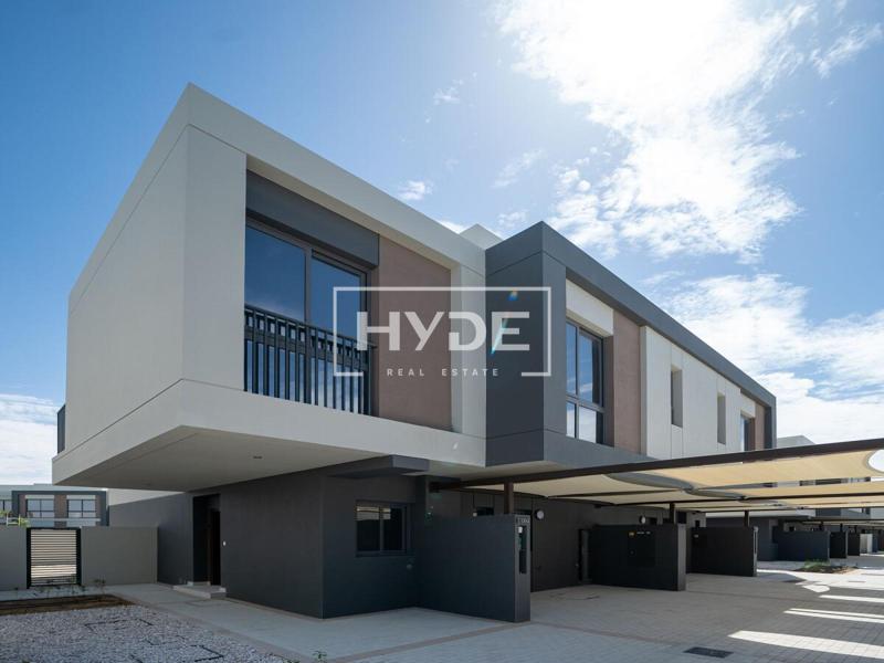 Single row | 4 Ensuite Bedroom | Vacant