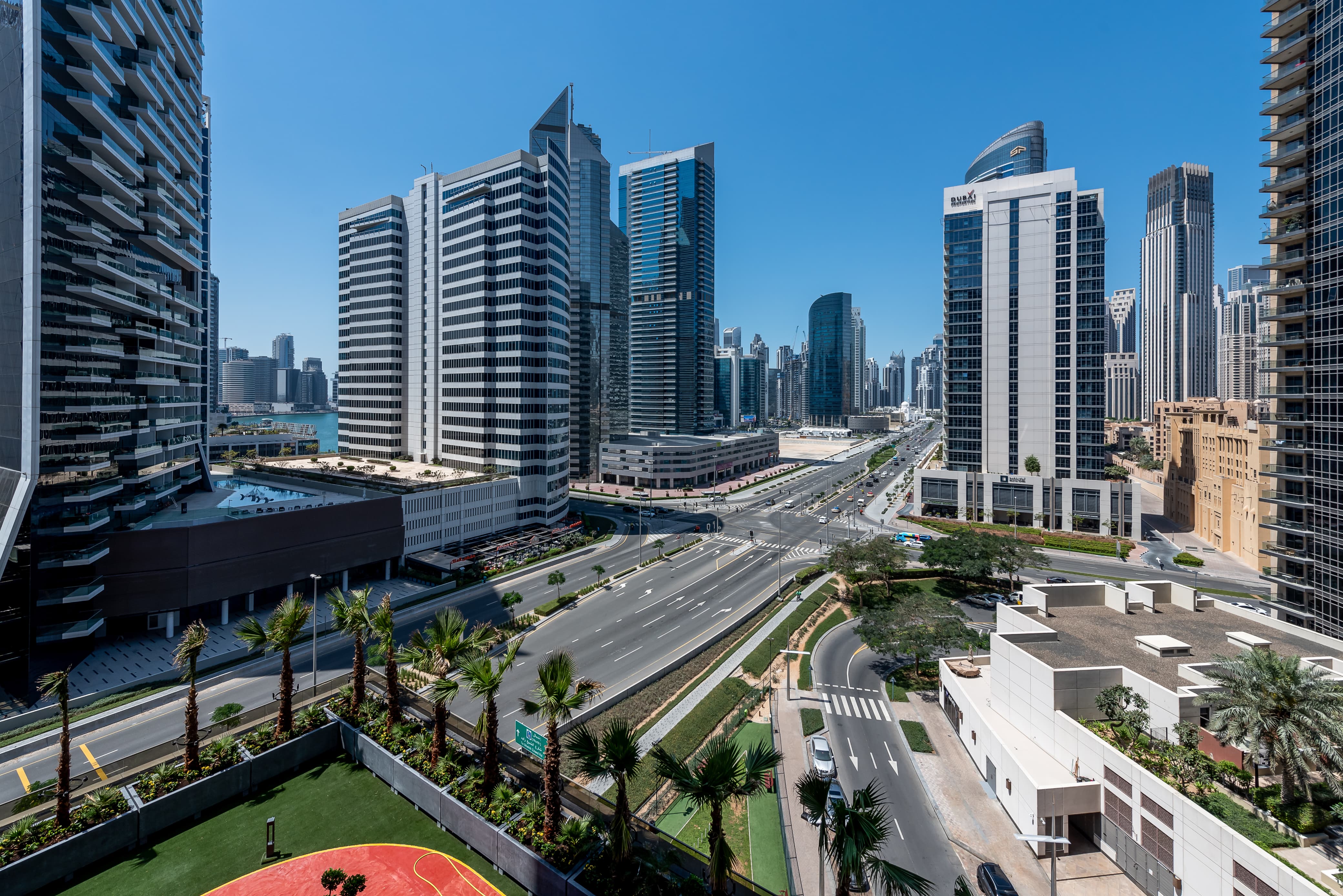 NEW BUILDING - TOP QUALITY 3 BEDROOM WITH AMAZING LAYOUT