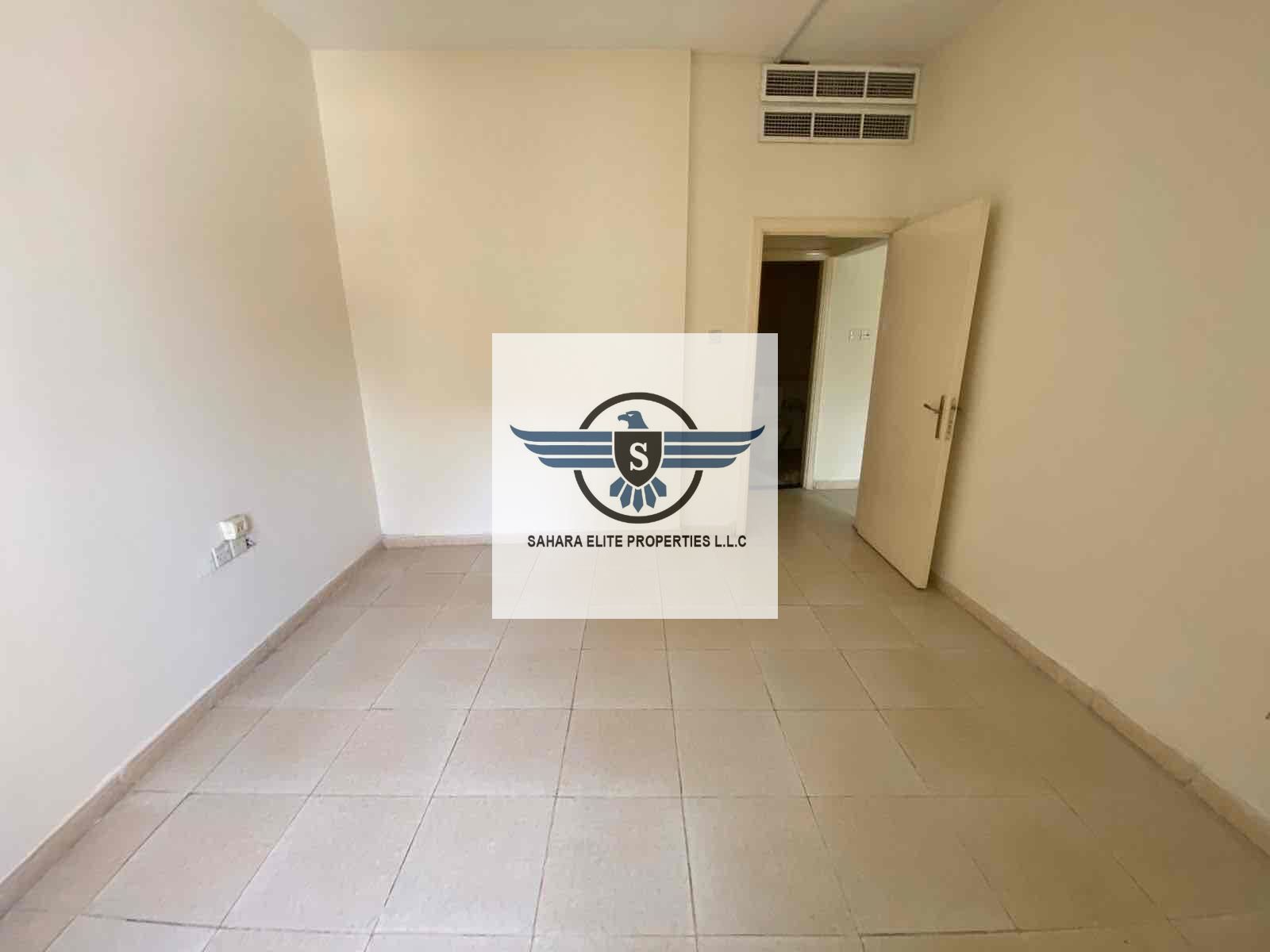 Offer of the day 1bhk with one month free close to Sahara center