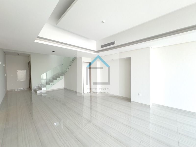 Brand New - 3BR Townhouse - Large Plot - For Rent