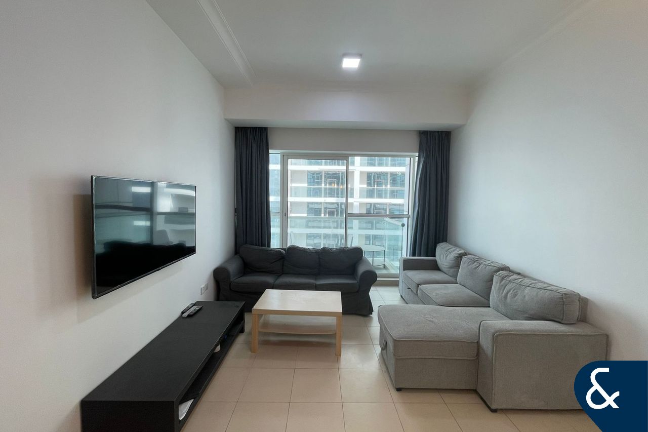 apartment card