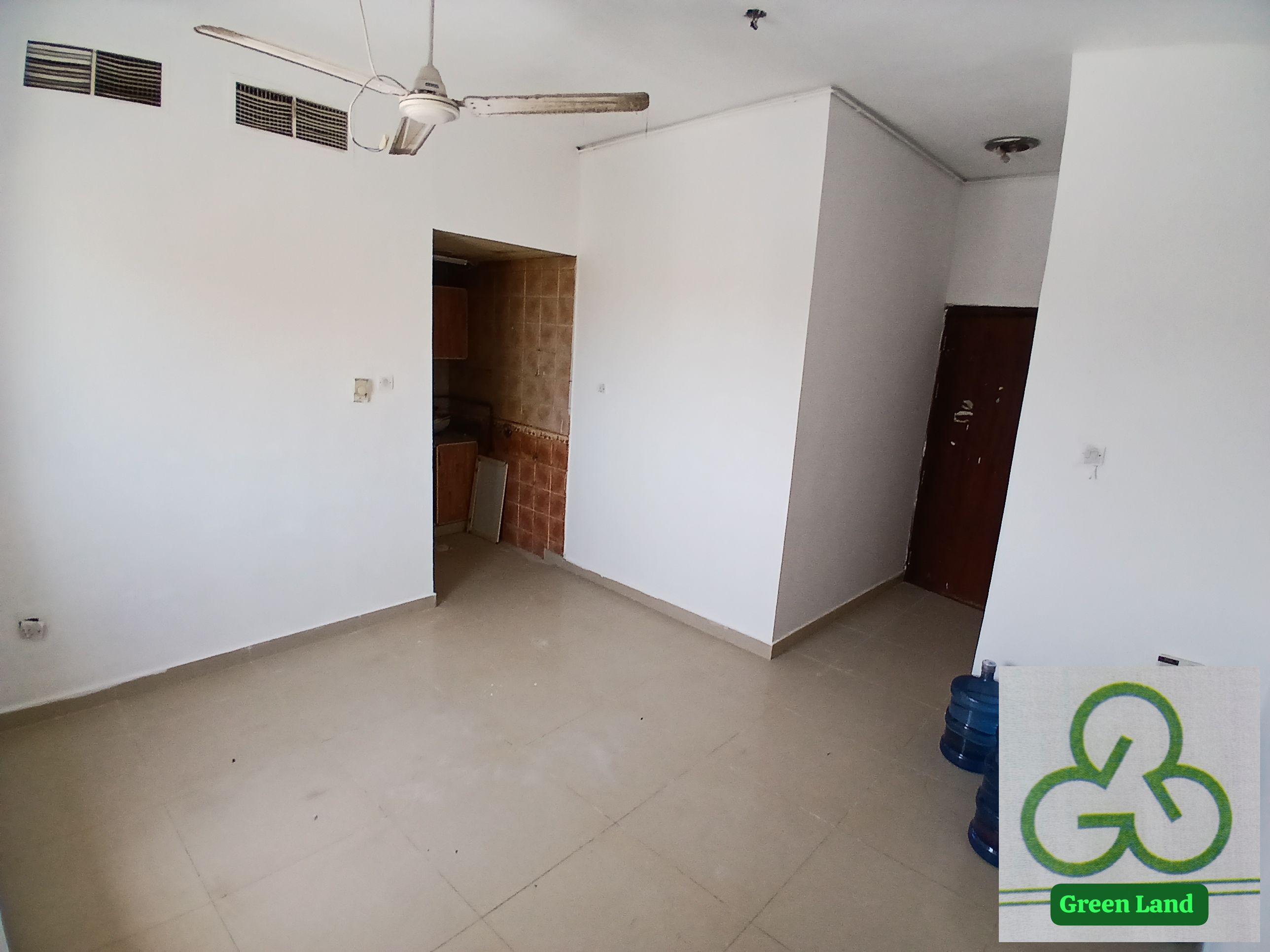ZZHOT STUDIO AVAILABLE CENTRAL AC GAS 17k