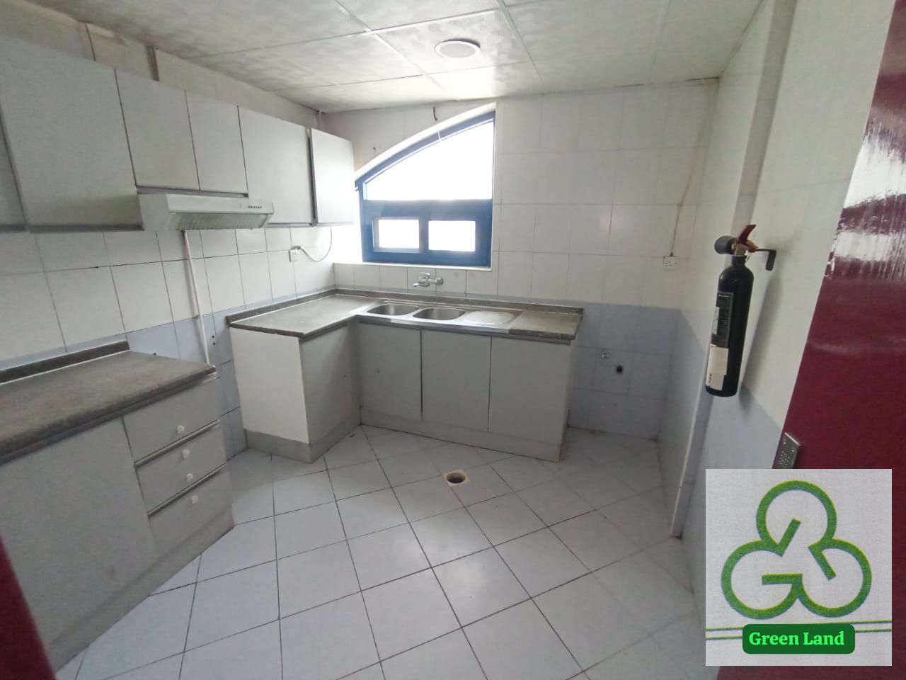 BIG OFFER 1BHK AVAILABLE CENTRAL AC AND CENTRAL GAS 27K