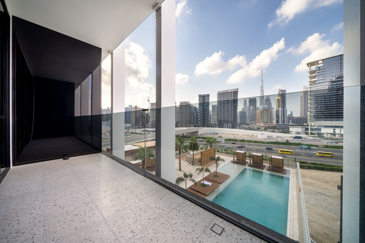 Amazing FEBRUARY-Only Offer | Cozy Studio with Iconic Burj View | Downtown Dubai