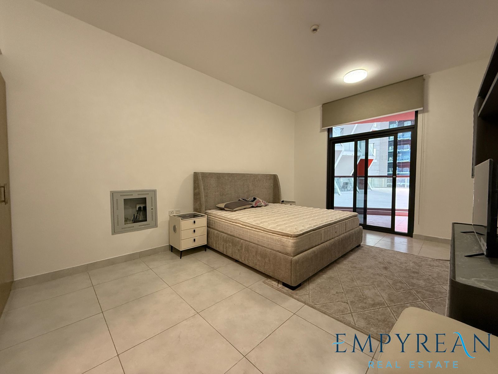 All inclusive Studio Apartment | Furnished | DEWA & WIFI Free