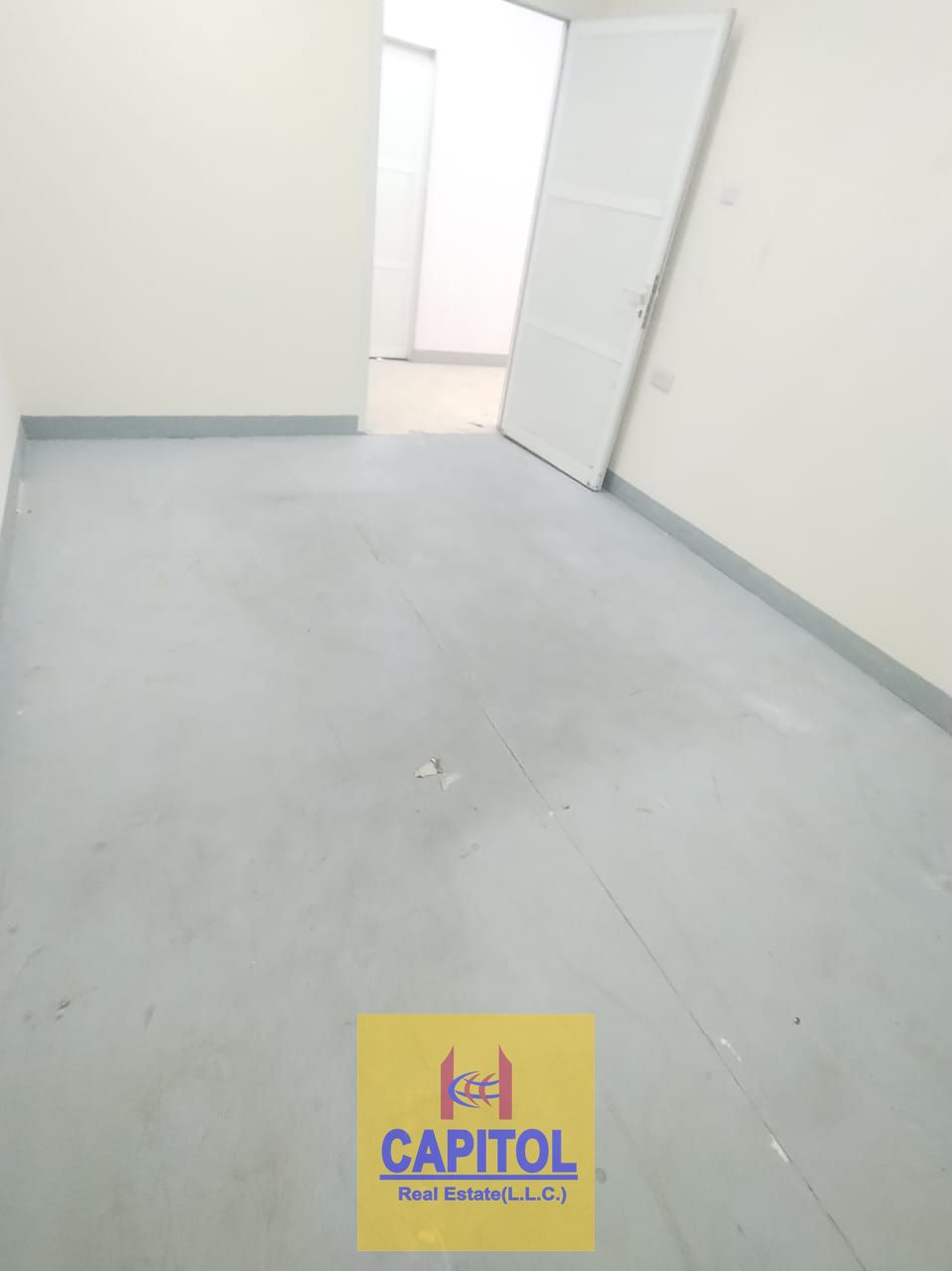 STORAGE WAREHOUSE FOR RENT ON MEZZANINE FLOOR AL QUOZ-4