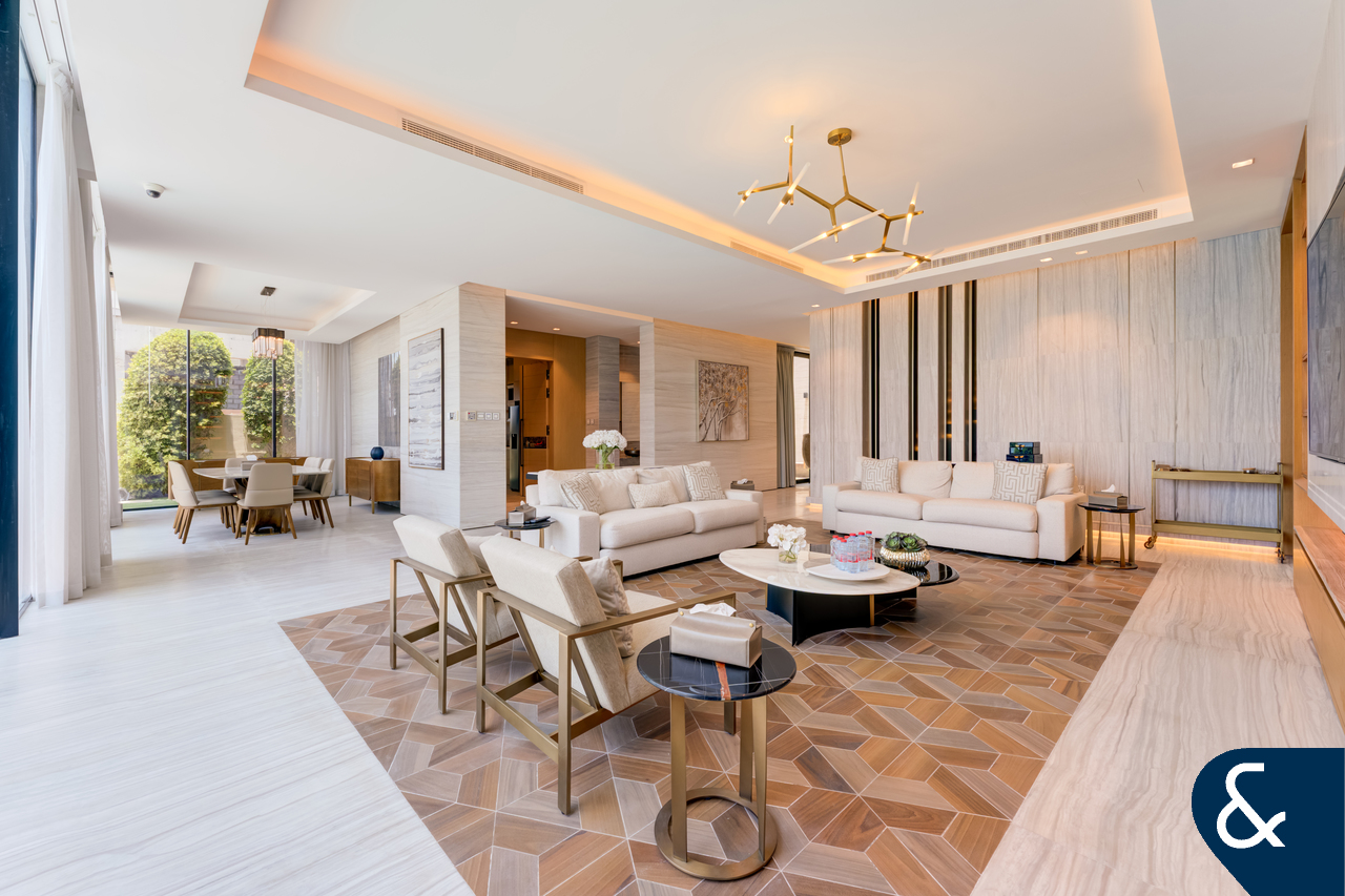 Exclusive | Custom Build | Fully Furnished