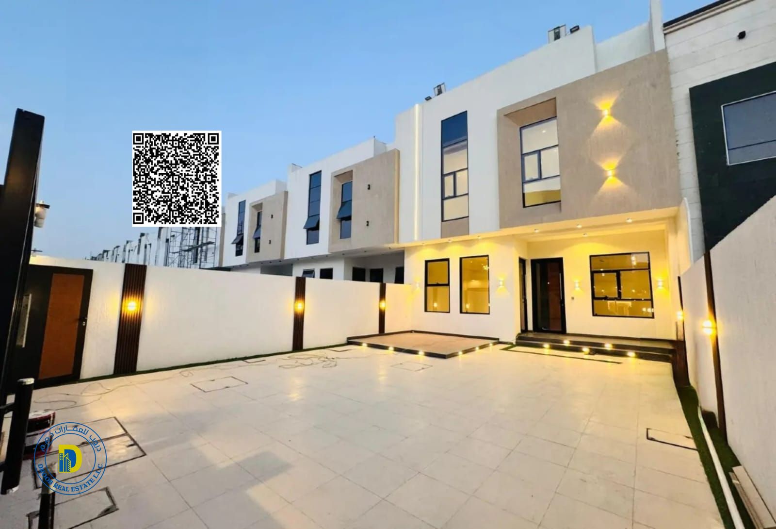 For sale, a modern villa with 5 rooms and a roof, including registration fees, super deluxe finishing, Al Yasmeen, freehold , bank financing
