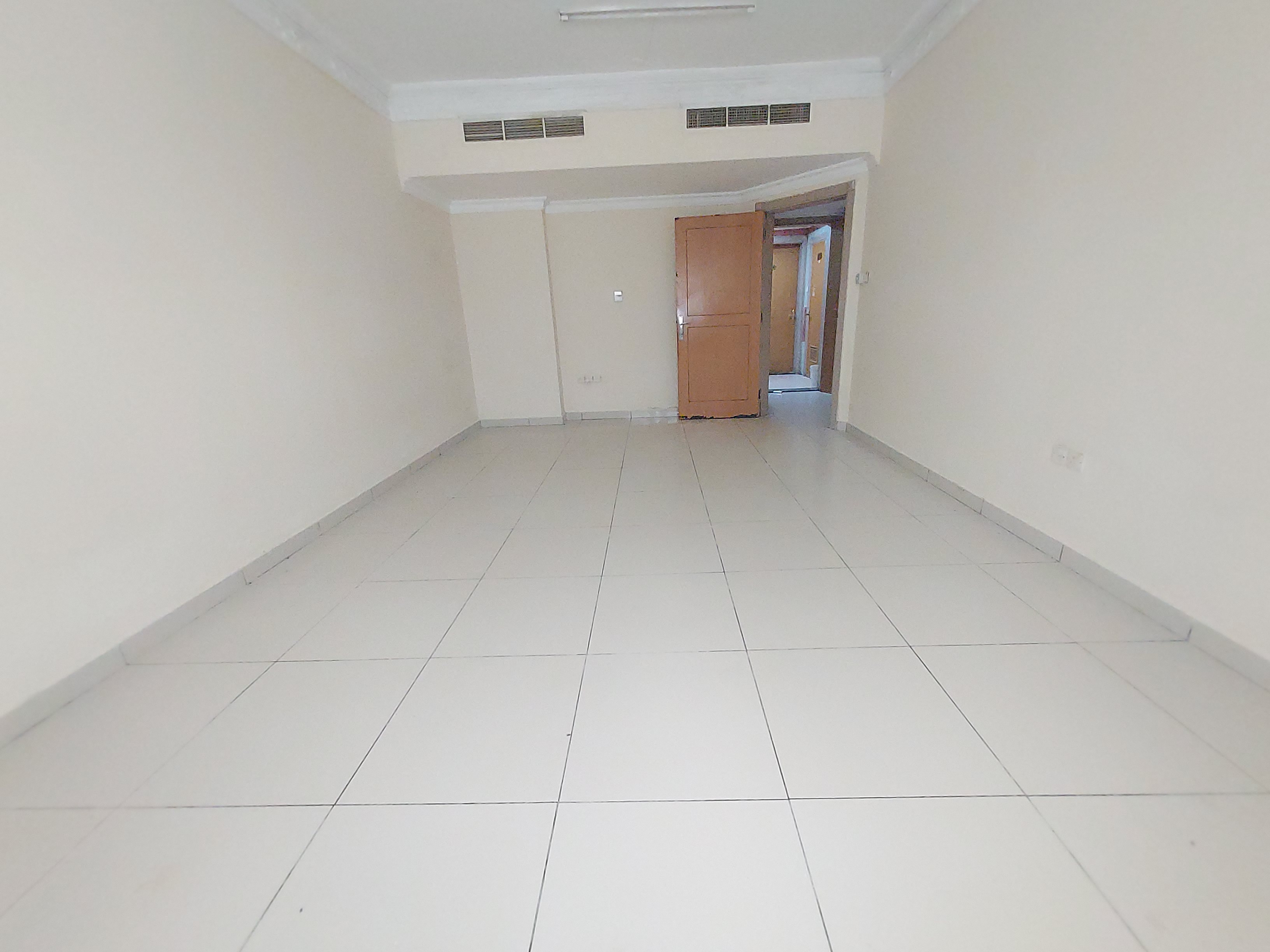 LEVISH 2BHK FOR STAFF 2WASHROOM CLOSE TO NASTO MARKET