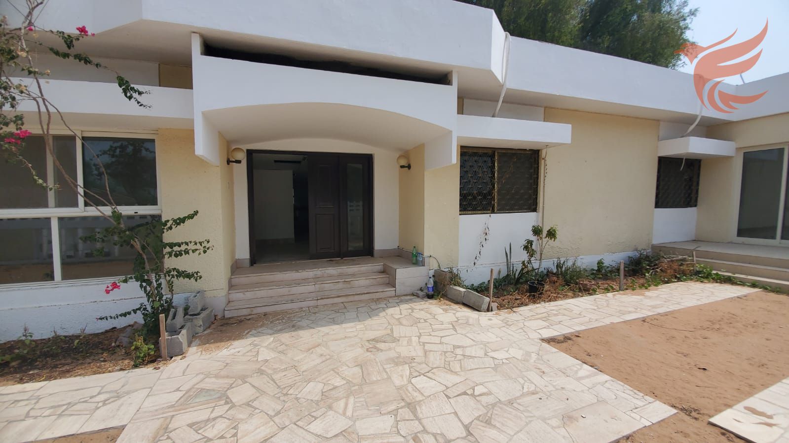Spacious Villa Near RAK Hotel for Rent