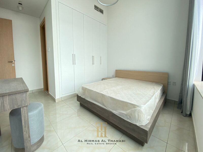 BEAUTIFUL SEMI FURNISHED 1BHK I THE HEART OF JVC