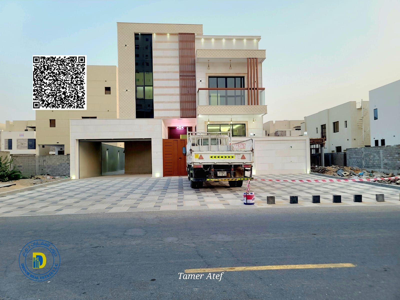 For sale, a luxurious villa in Al-Amerah area, 5 rooms, including registration fees, super deluxe finishing, freehold, bank financing