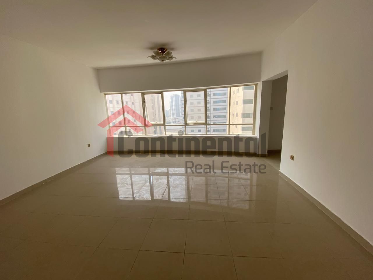 Specious 3 Bedroom | for rent | Al Taawun