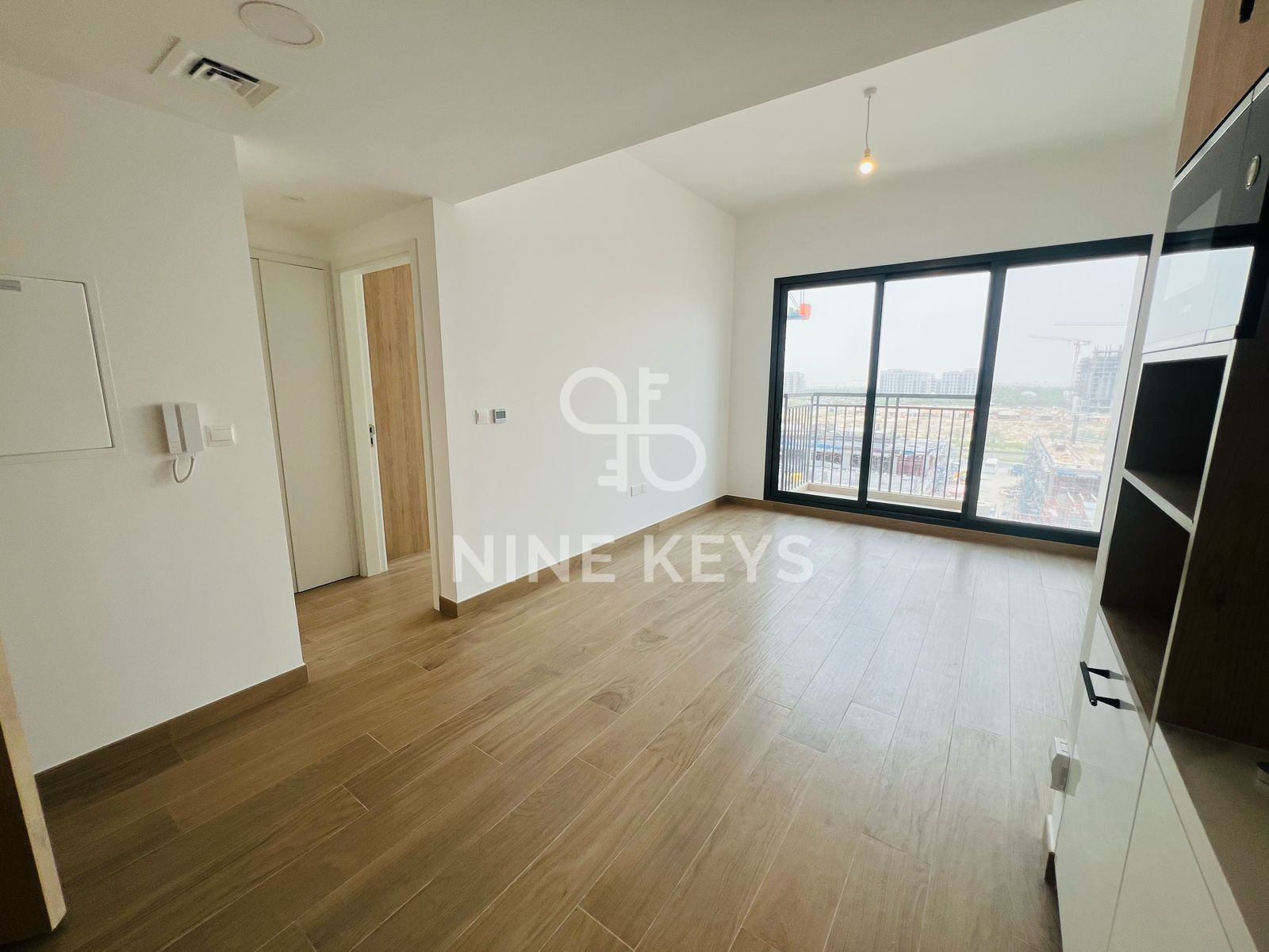 apartment card