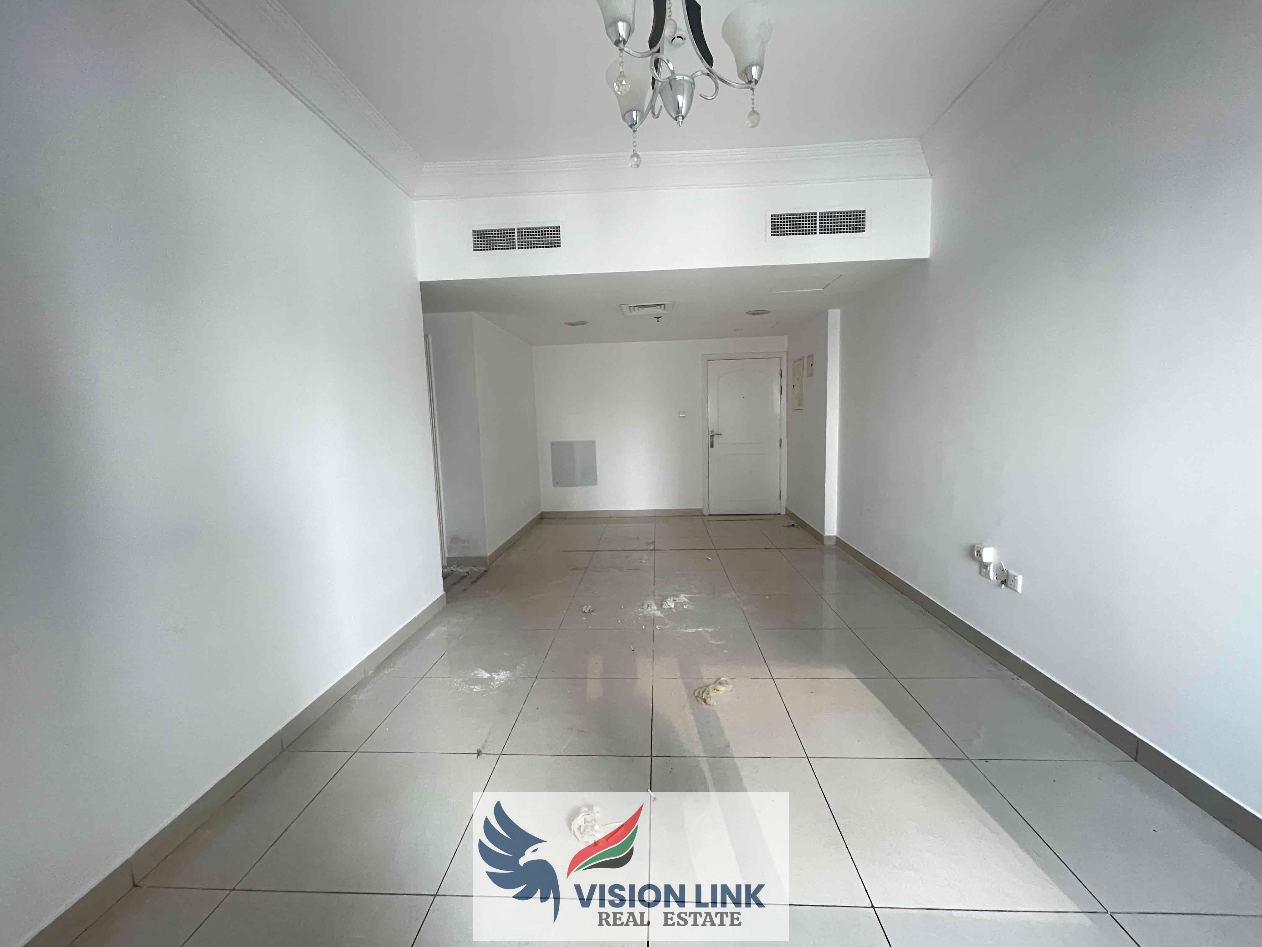 Lavish 2 bhk with 2 washrooms with gym free on prime location