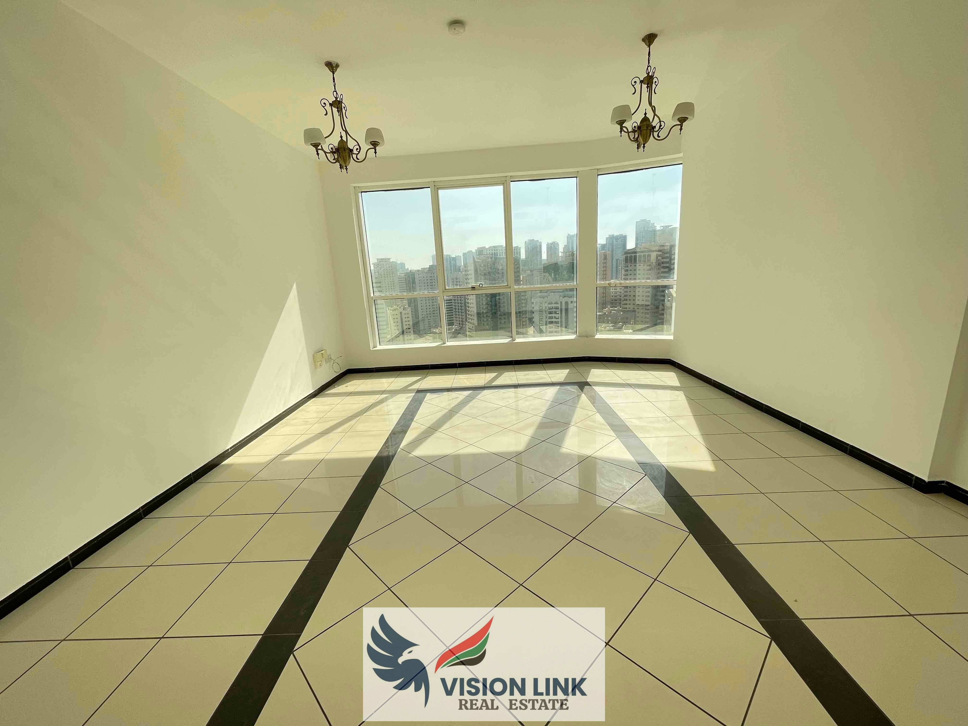 Huge 3 bhk with 3 washroom on prime location