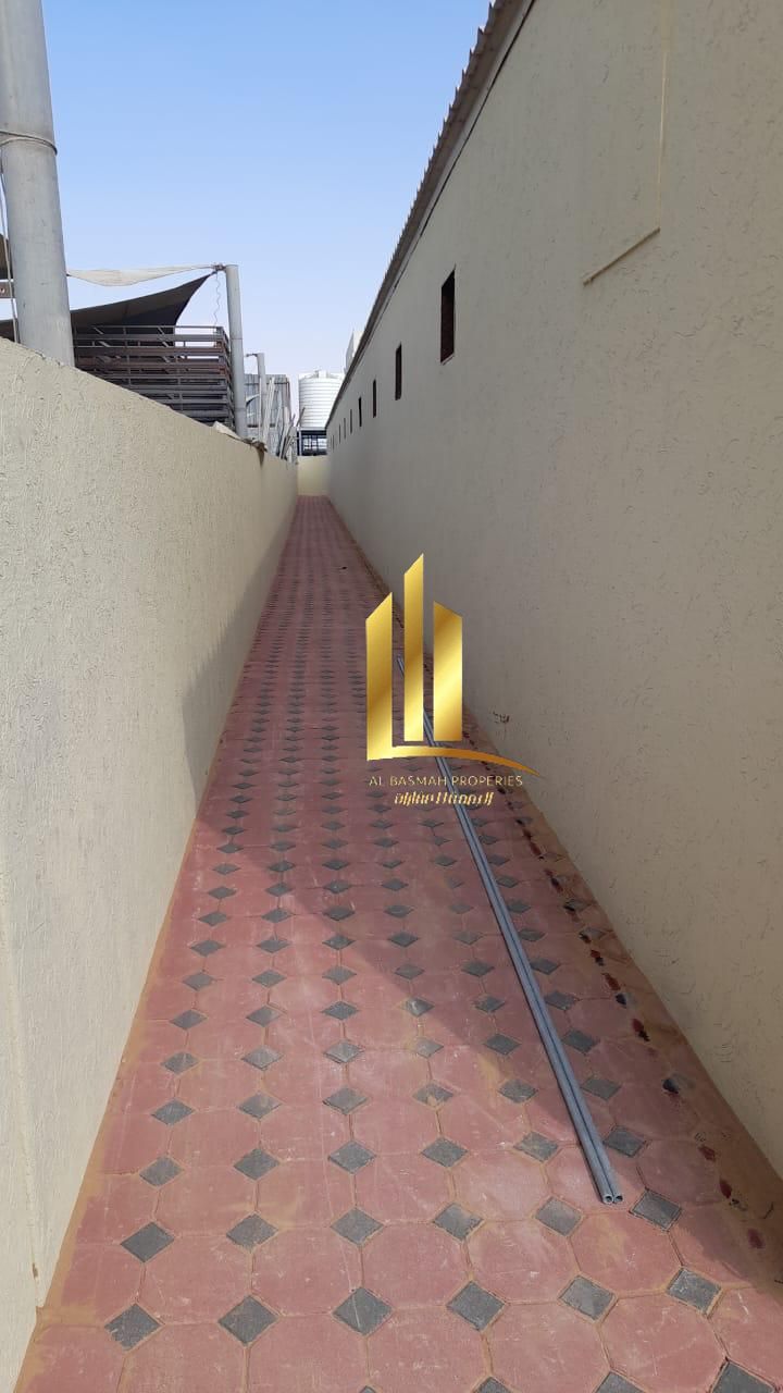 For sale, a distinctive property in Old Sajaa, owned by citizens and the Gulf Cooperation Council, in a more than wonderful location.