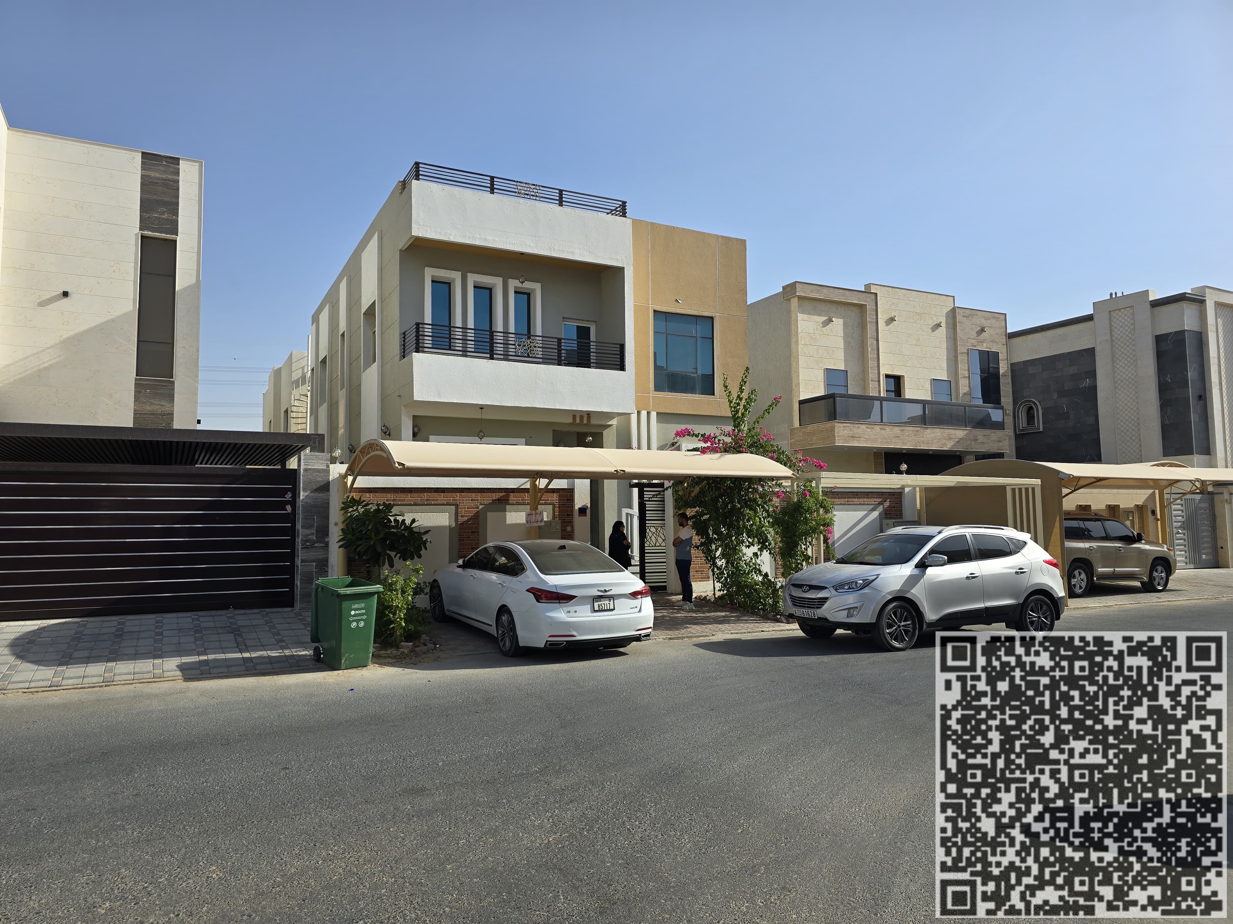BEUTIFUL 5 MASTER BADROOM VILLA AVIALBLE FOR RENT IN YASMEEN
