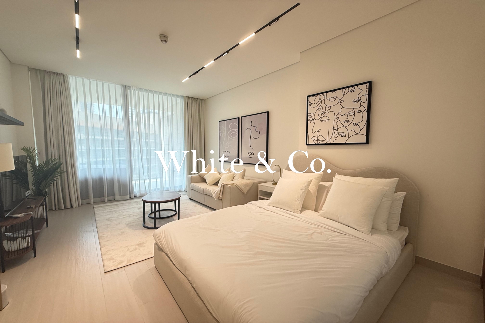 New Furniture | Spacious | L-shaped Studio