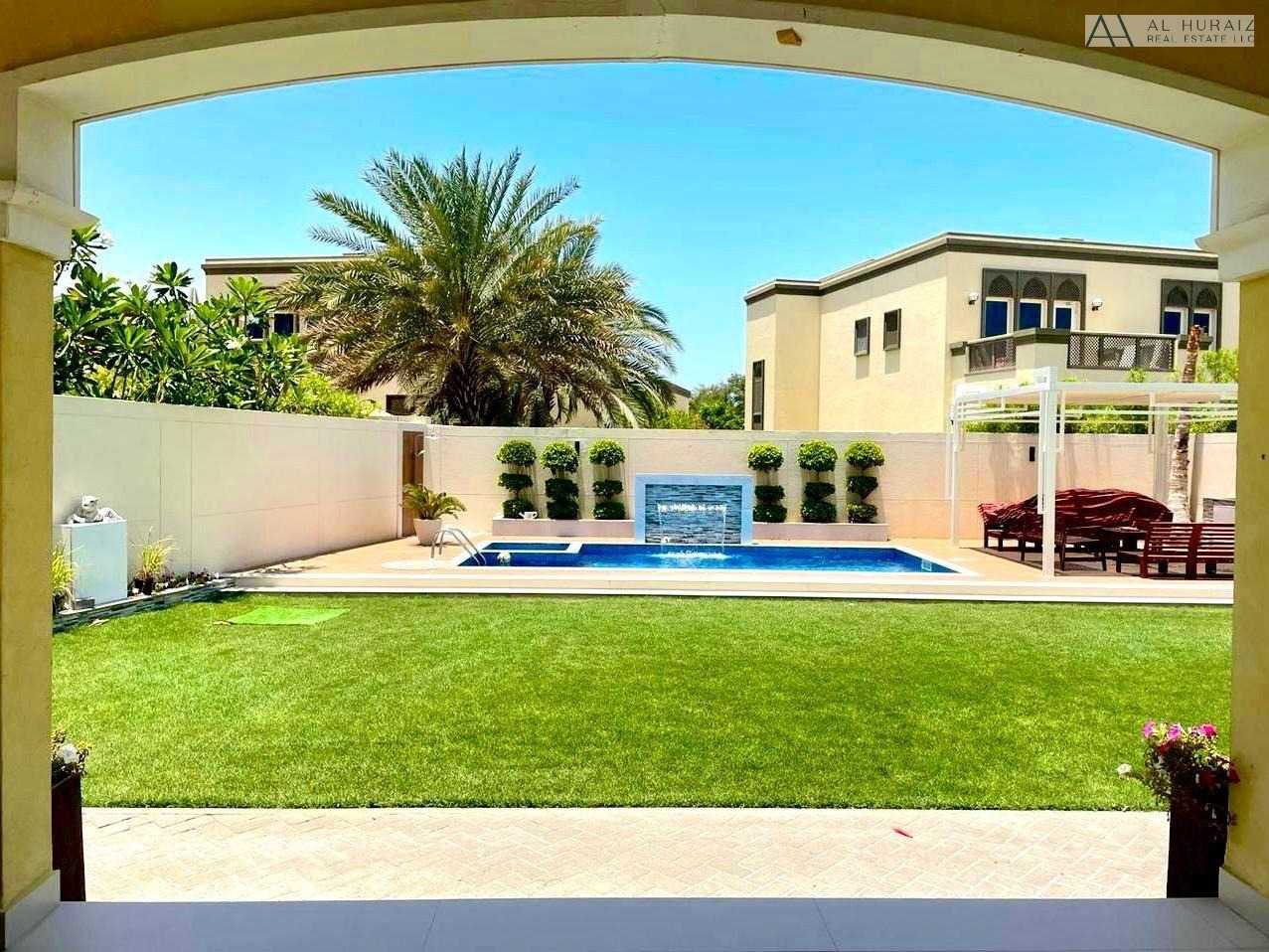 Upgraded 3 Bed Large | Private Pool & Jacuzzi