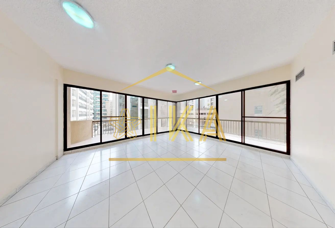 Bright and Spacious | Near Metro | Great Location