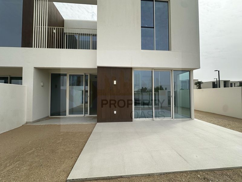 Luxury Villa | Modern Spacious | Vacant