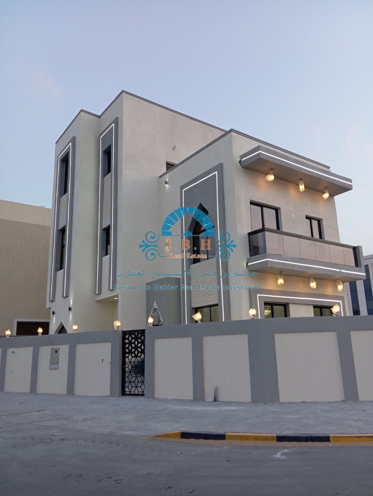 Villa for sale in Ajman - Al Zahia area