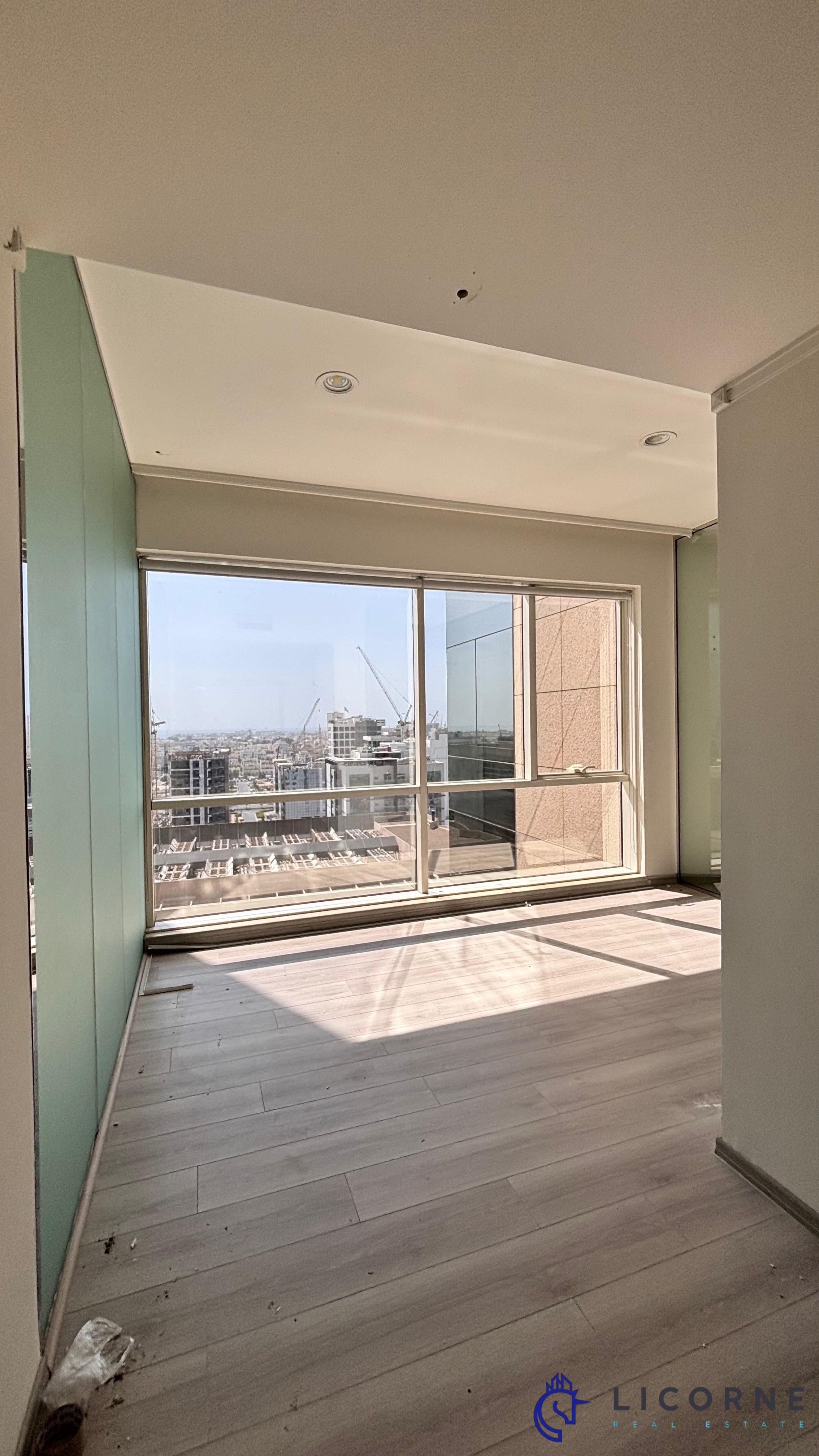 Customizable | Prime Location | Community View