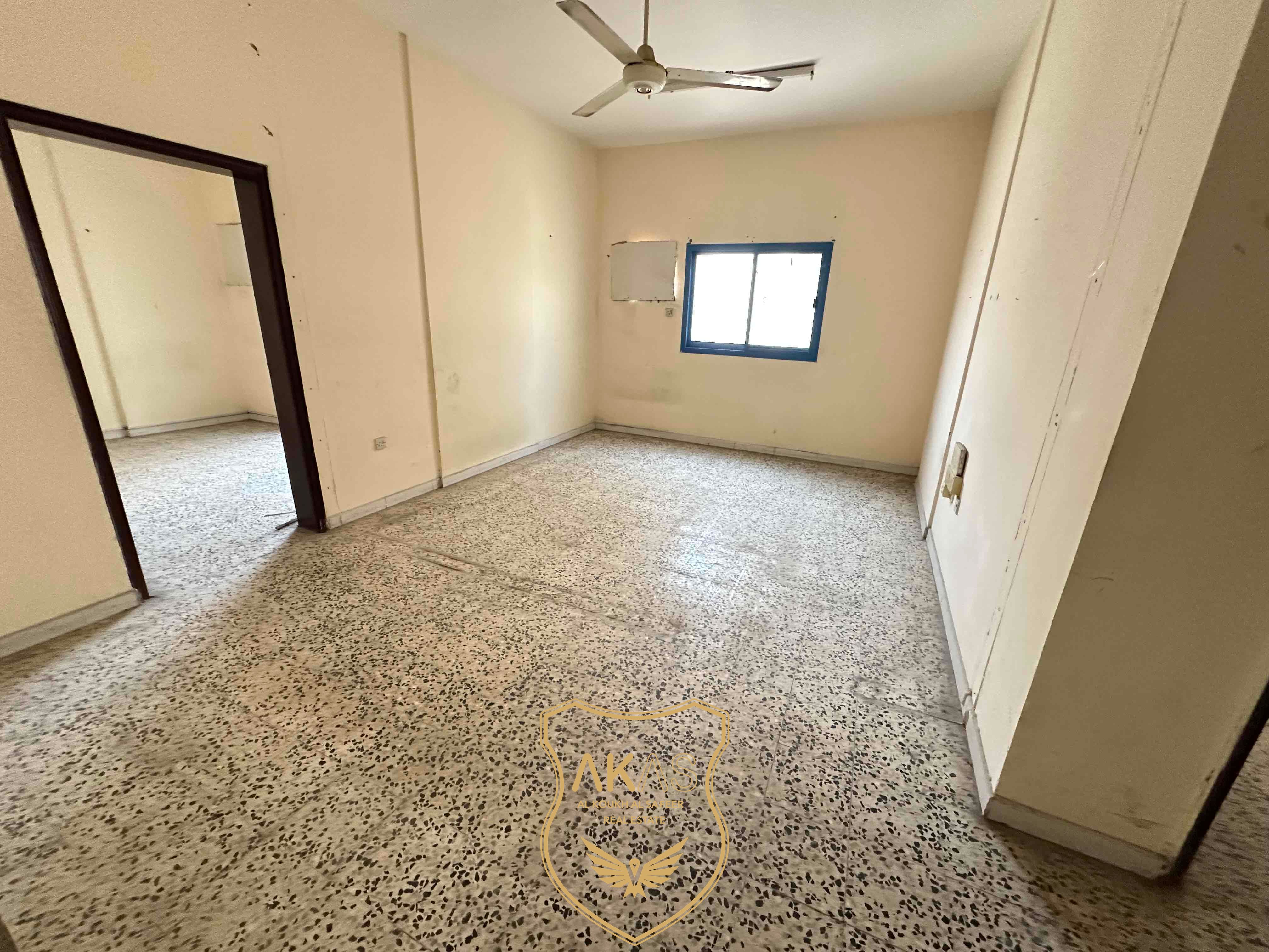 3BHK Apartment | 2 Washrooms | 2 Balconies | Family Building
