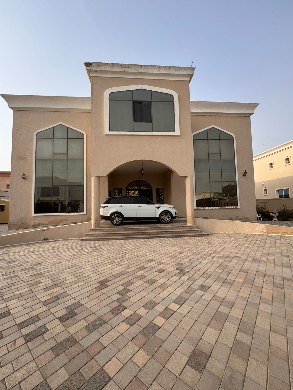 Luxury villa for sale in Sharjah - Rahmaniyah 1 | Distinctive location and spacious area