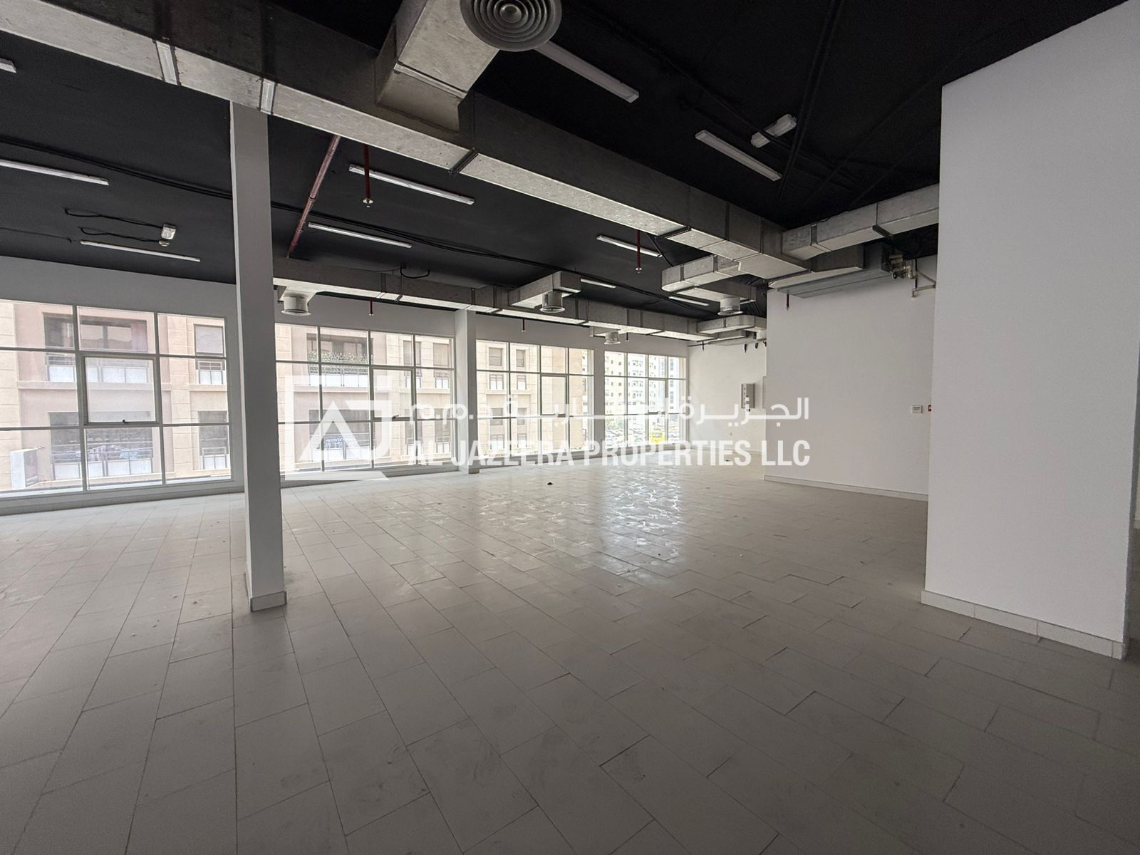 Availble Showroom in Alamidiya 1 Ajman