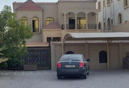 COMMERCIAL SPECIOUS / LAVISH VILLA FOR RENT IN RAWDHA 2 AJMAN