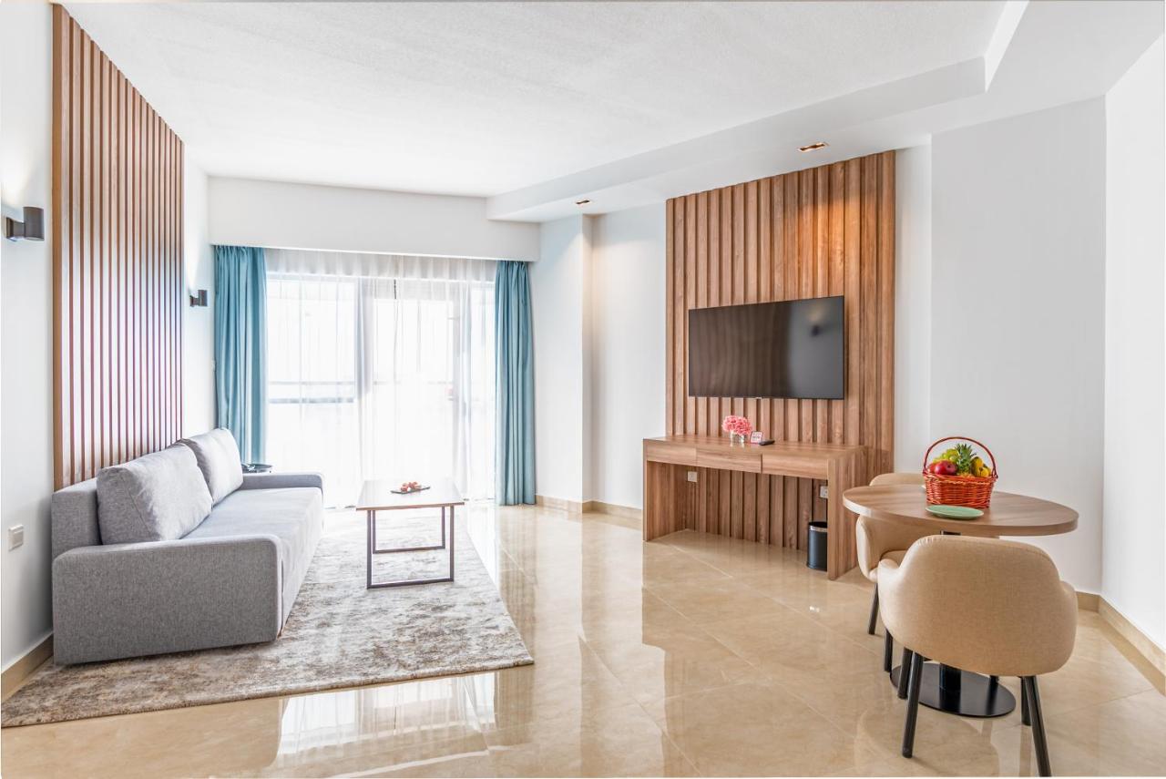 Spacious Furnished Studio Free Bills